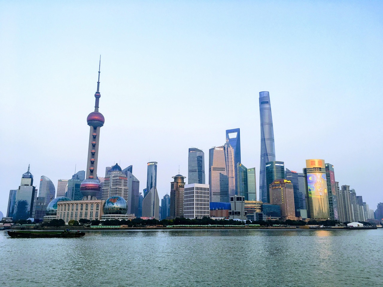 上海浦东疫情，挑战与应对策略