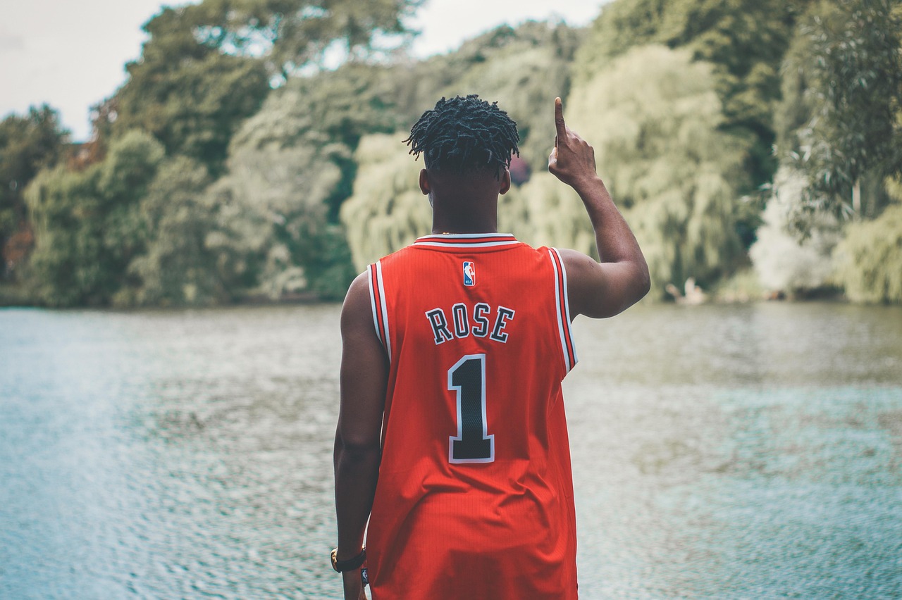 NBA手机腾讯网，篮球迷的移动天堂